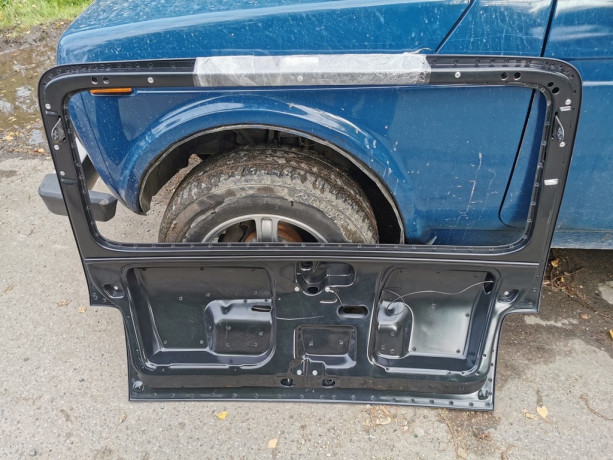 Дверь задняя пластиковая для B@3 21213, 21214 "L@DA 4x4" купить недорого с доставкой в Надым