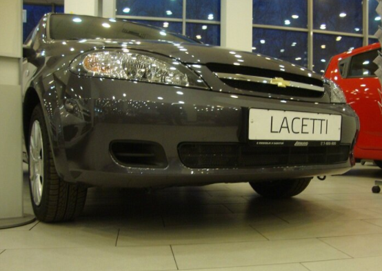 Защита радиатора "Standart" Chevrolet Lacetti (хэтчбек) чёрная купить недорого с доставкой в Надым