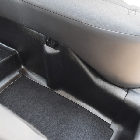 Накладки на ковролин заднего ряда (2 шт) (ABS) RENAULT Duster (2012-2020 г.в.) купить недорого с доставкой в Надым