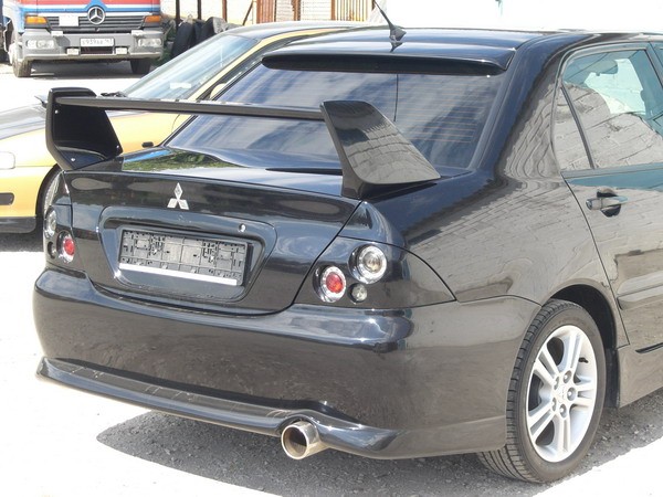 Корпуса под заднюю модульную оптику для Mitsubishi Lancer IX (2003-2009) купить недорого с доставкой в Надым