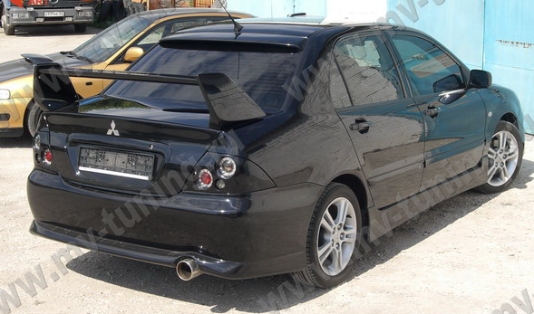 Корпуса под заднюю модульную оптику для Mitsubishi Lancer IX (2003-2009) купить недорого с доставкой в Надым